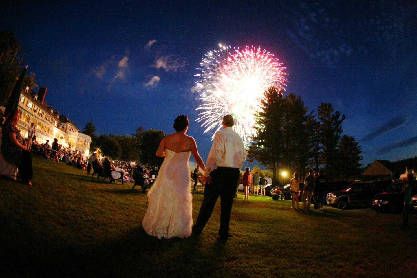 Bethel Inn - Wedding Fireworks