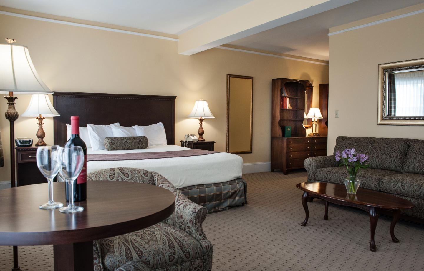 Lodging in Bethel, ME Unique Vacations + Getaways at Bethel Inn Resort