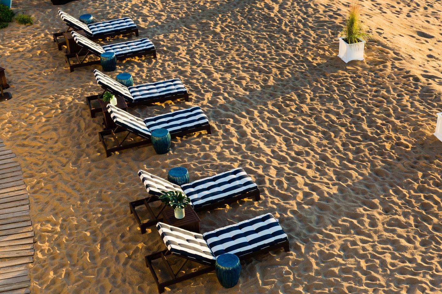 Blue - Inn on the Beach - Beach