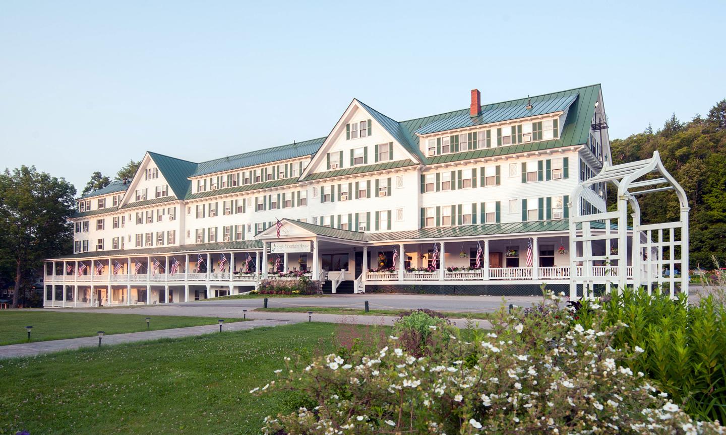 Eagle Mountain House & Golf Club - Exterior