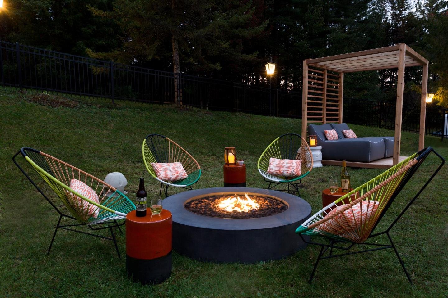 Field Guide - Fire Pit