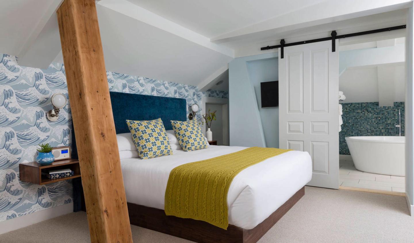 The Merchant - Guest Room