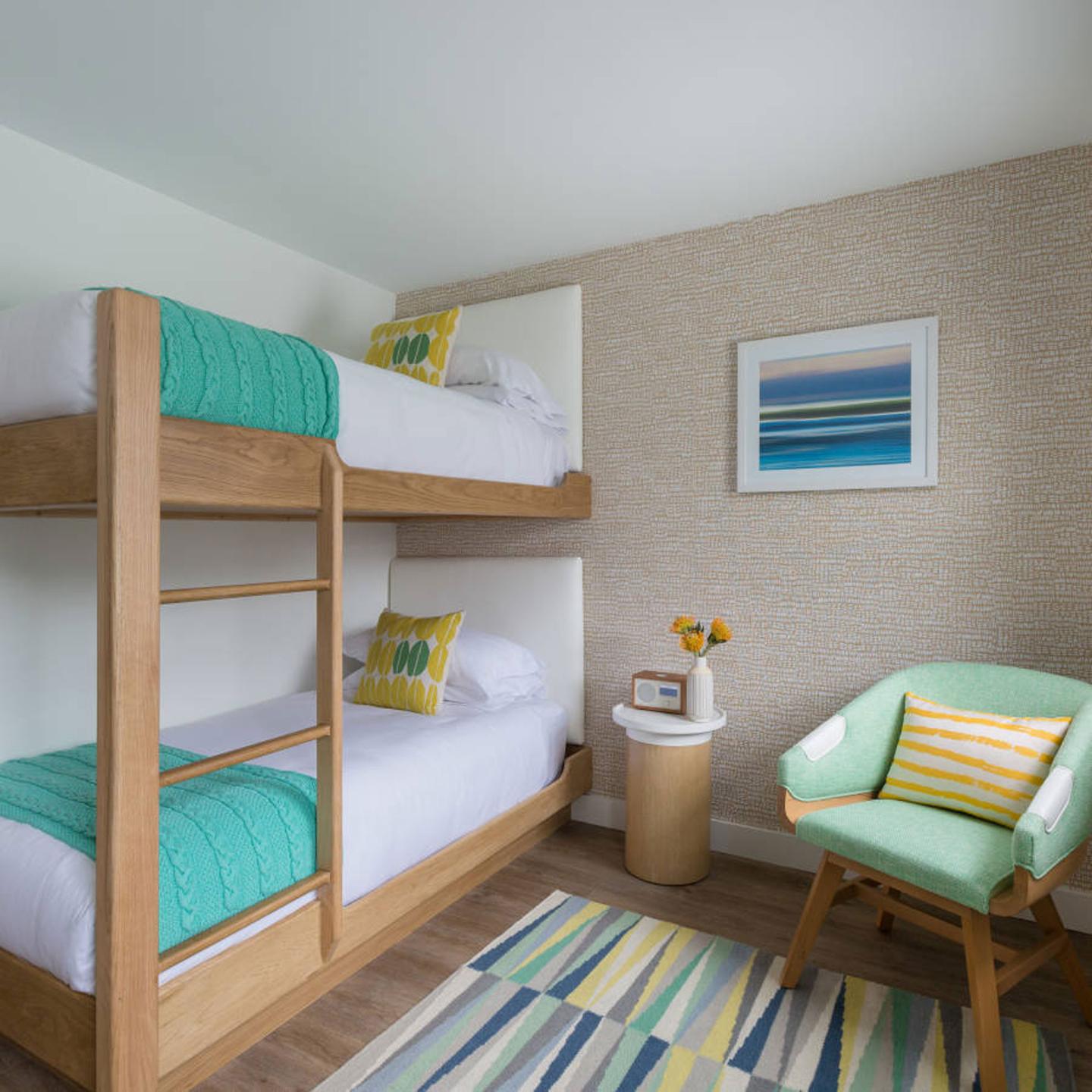 Summercamp - Guest Room