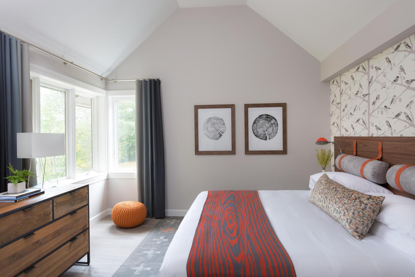 Field Guide - Guest Room