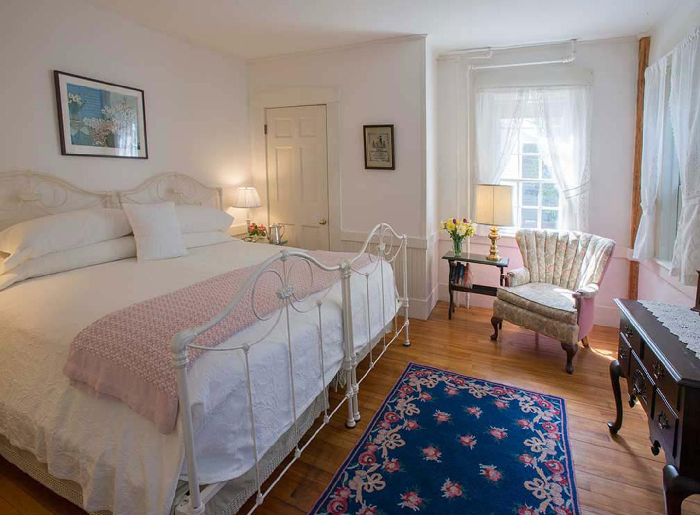 Blue Hill Inn - Guest Room