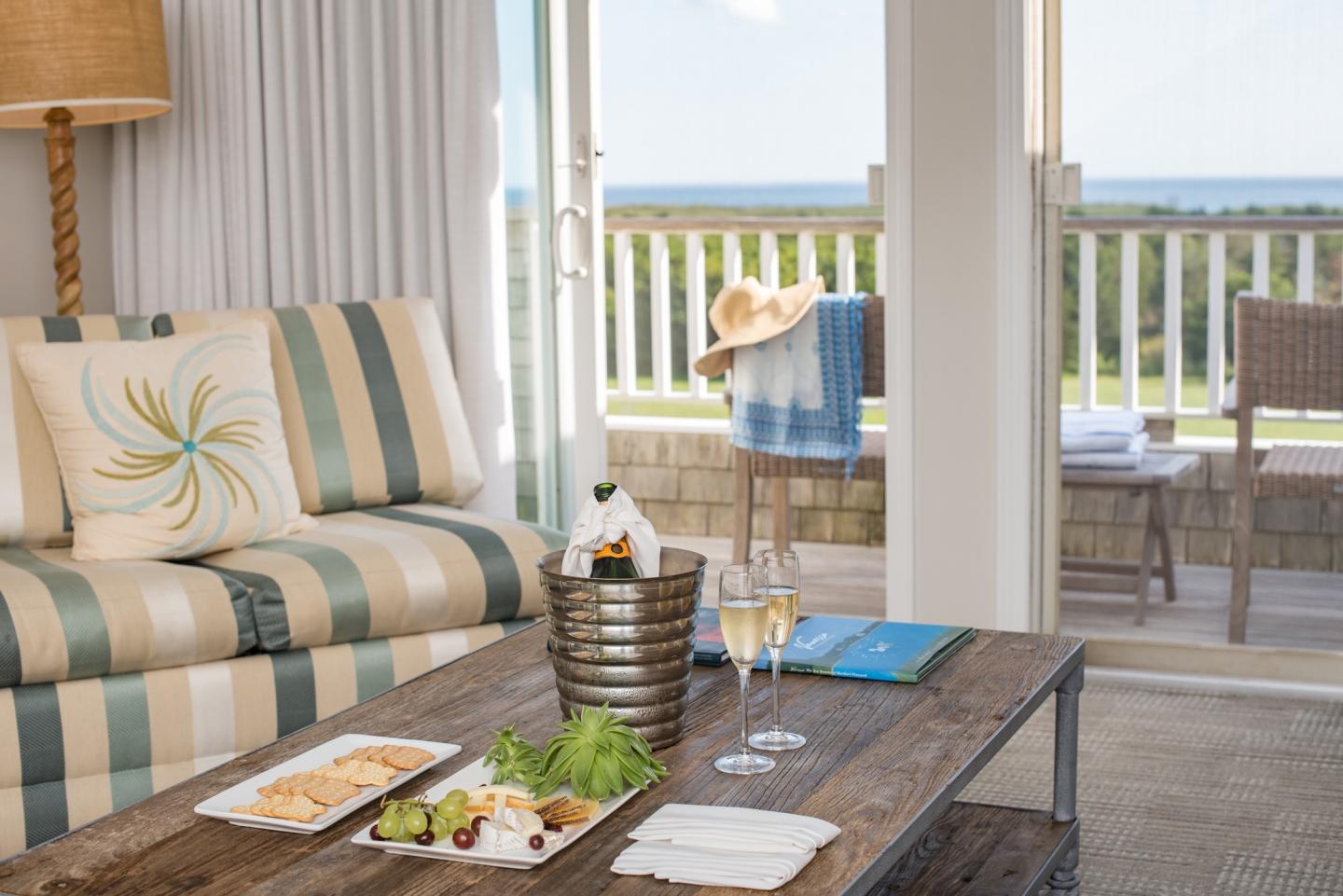 Winnetu Oceanside Resort - Guest Room