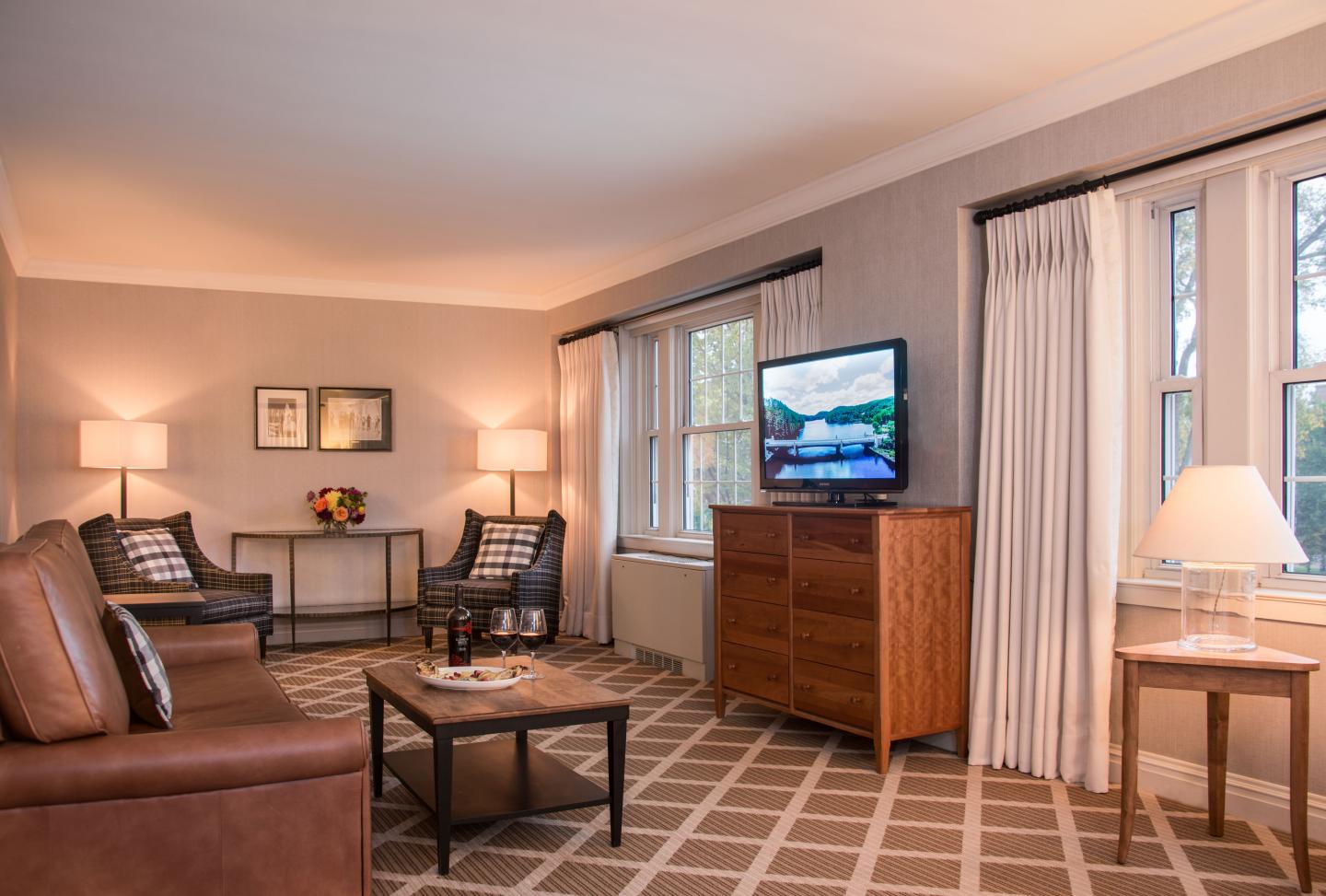 Hanover Inn Dartmouth - Suite