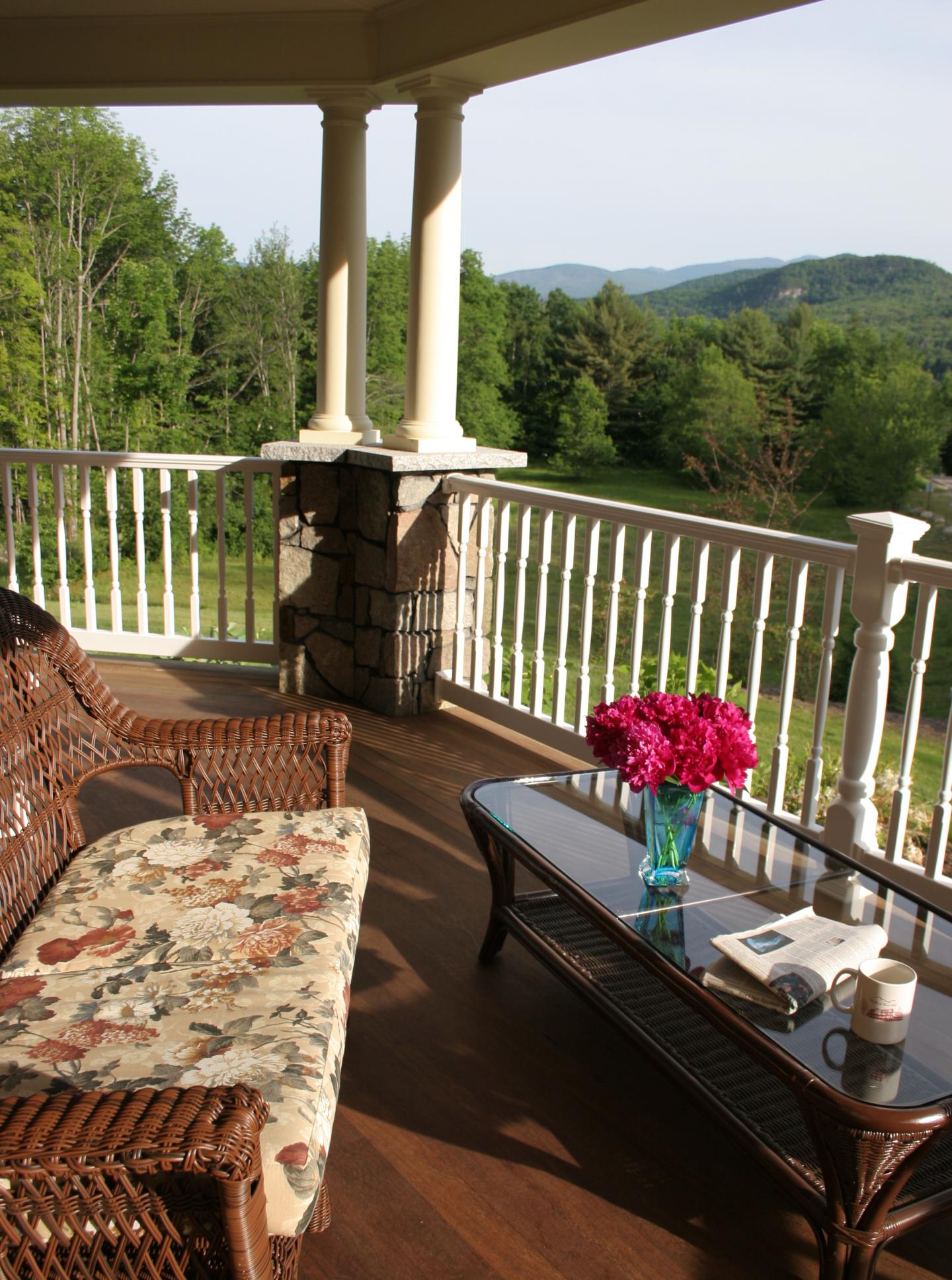 Inn at Thorn Hill - Veranda