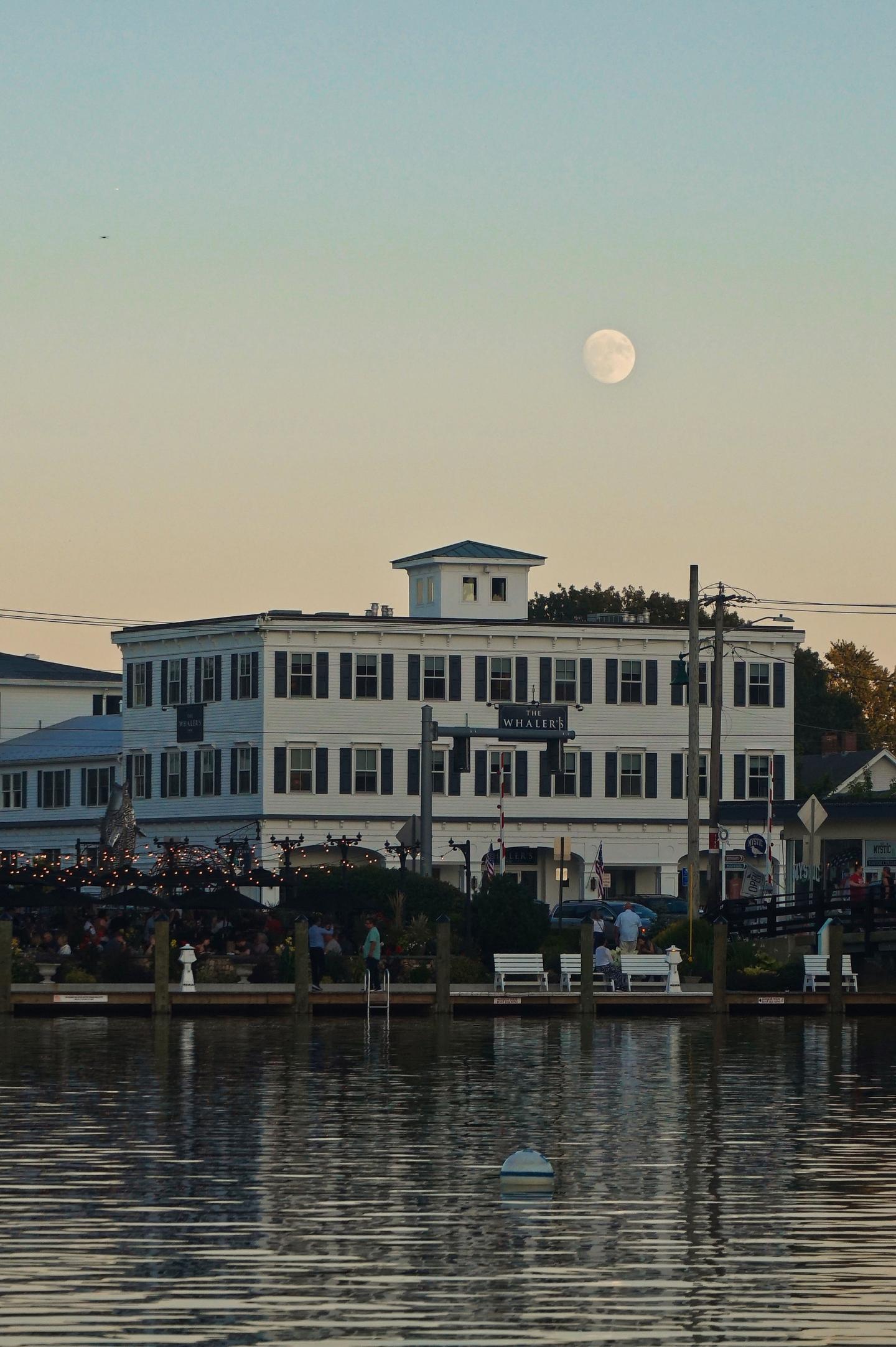 Whaler's Inn Sunset Summer