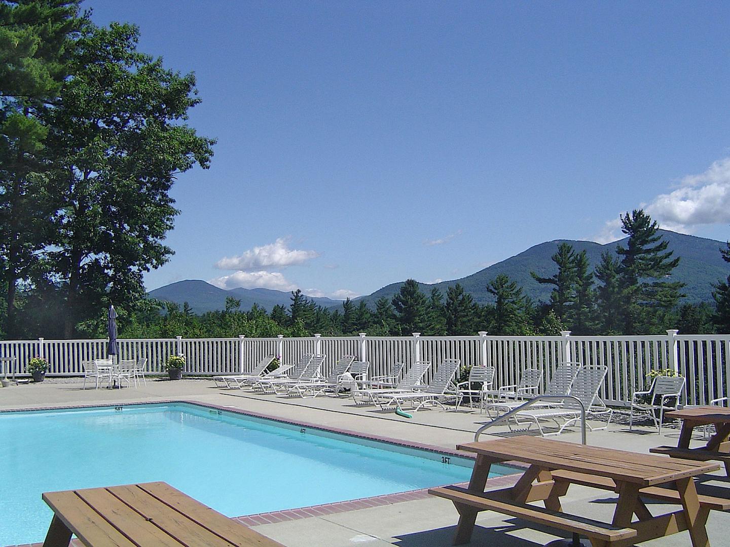 White Mountain Hotel and Resort - Pool