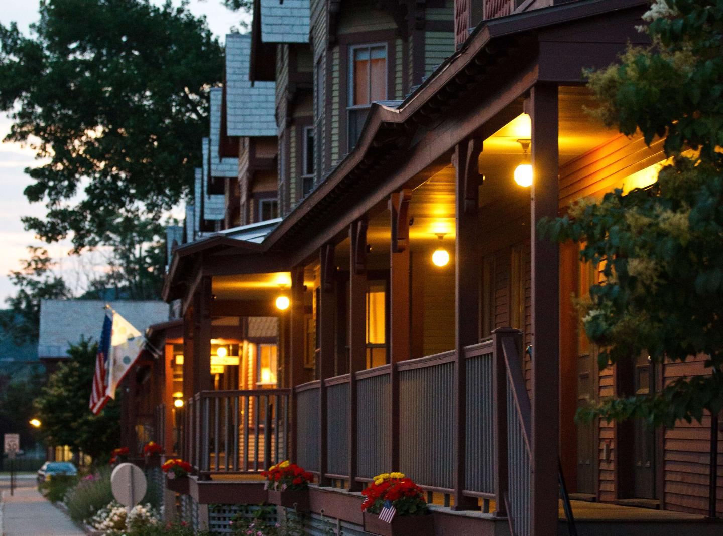 The Porches Inn at MASS MoCA