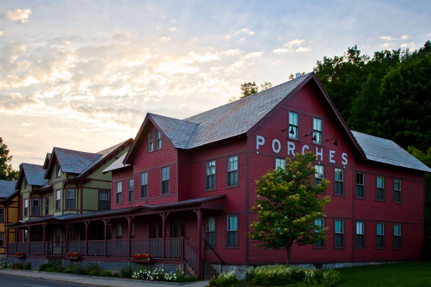 The Porches Inn at MASS MoCA