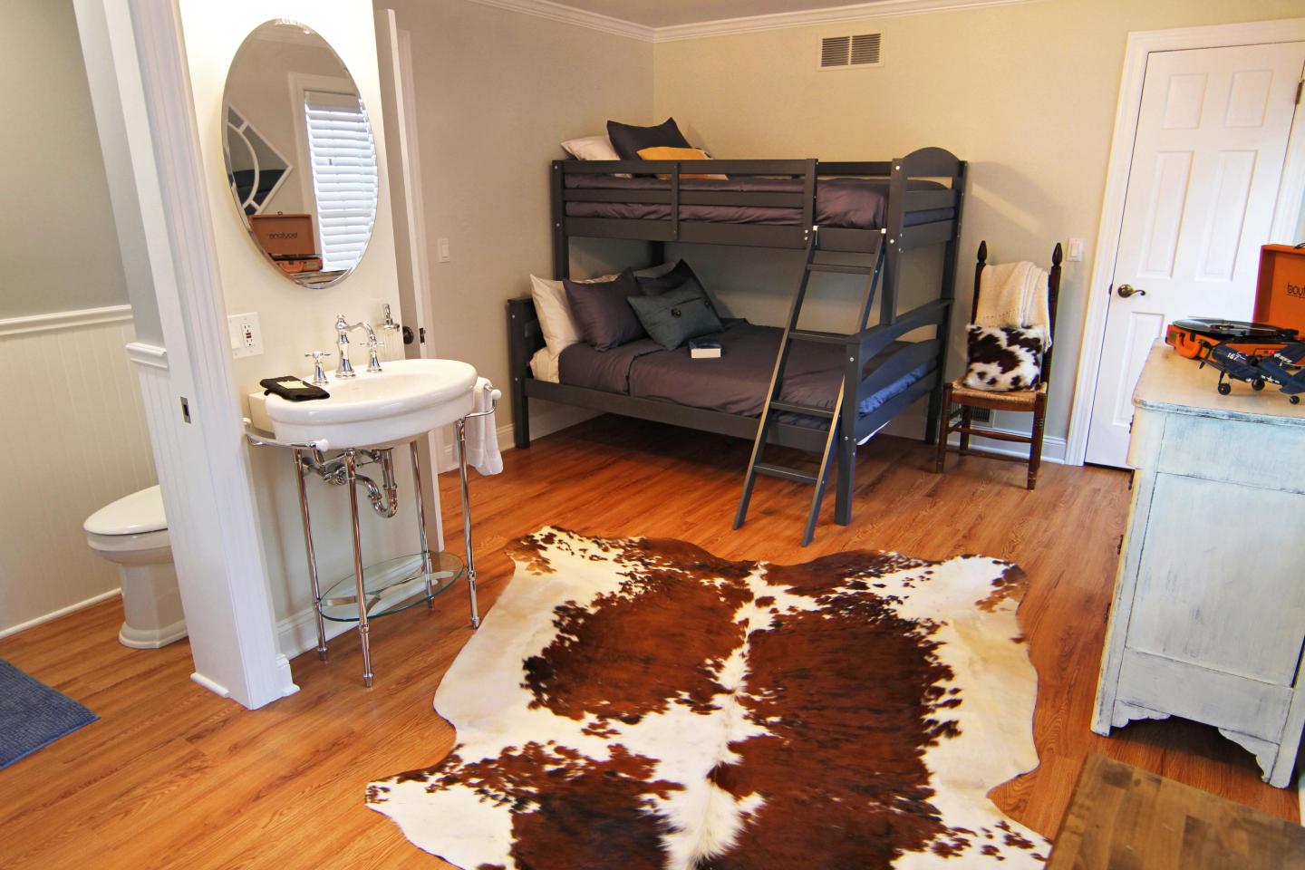 Room 12