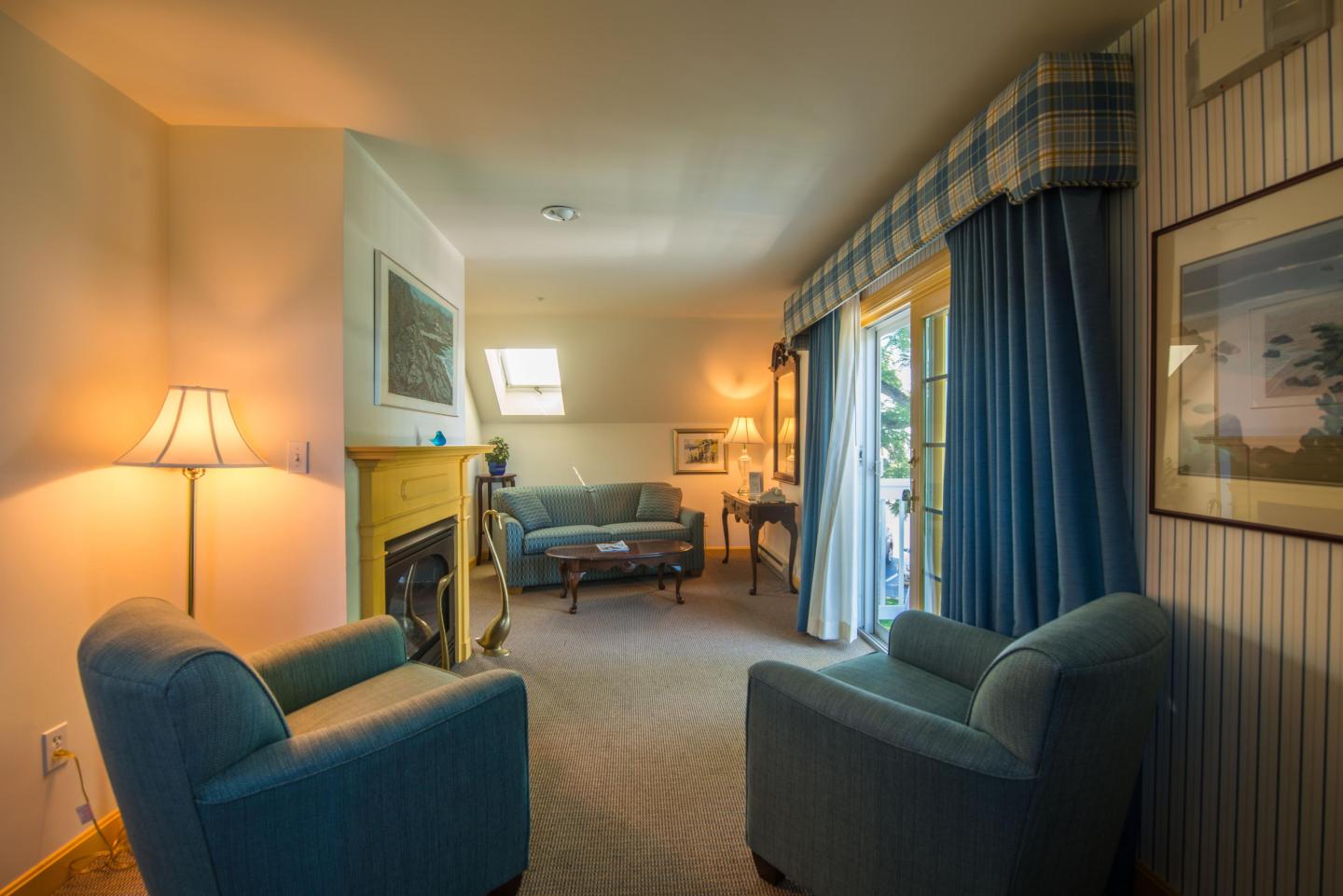 Sparhawk Oceanfront Resort - Guest Room