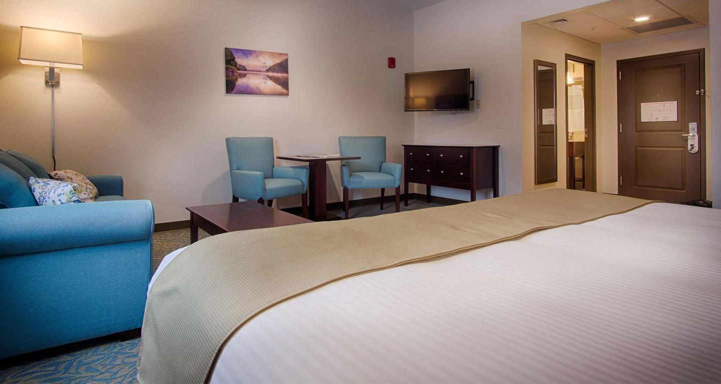 Sun & Ski Inn and Suites - Guest Room