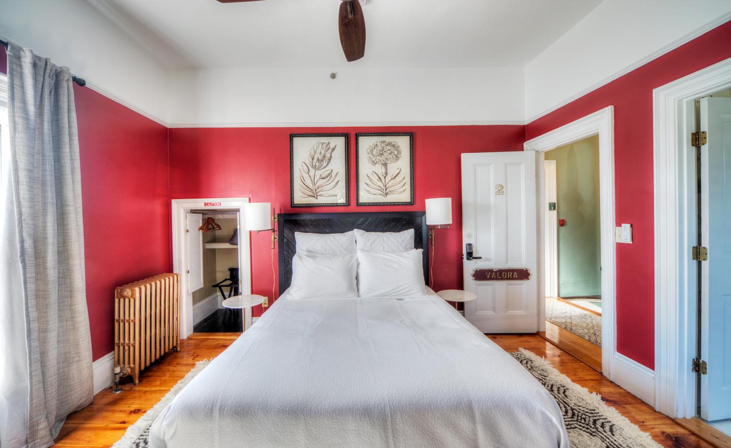 Water Street Inn - Guest Room