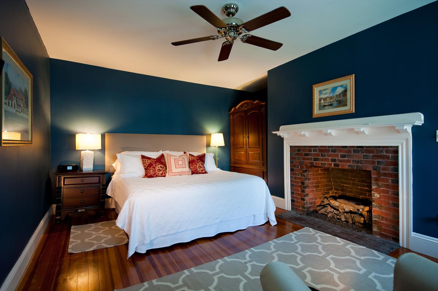 York Harbor Inn- A Maine Inn on the Ocean - Guest Room