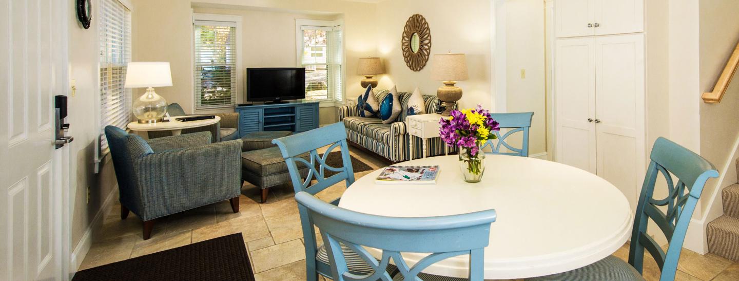 Juniper Hill Inn - Guest Room