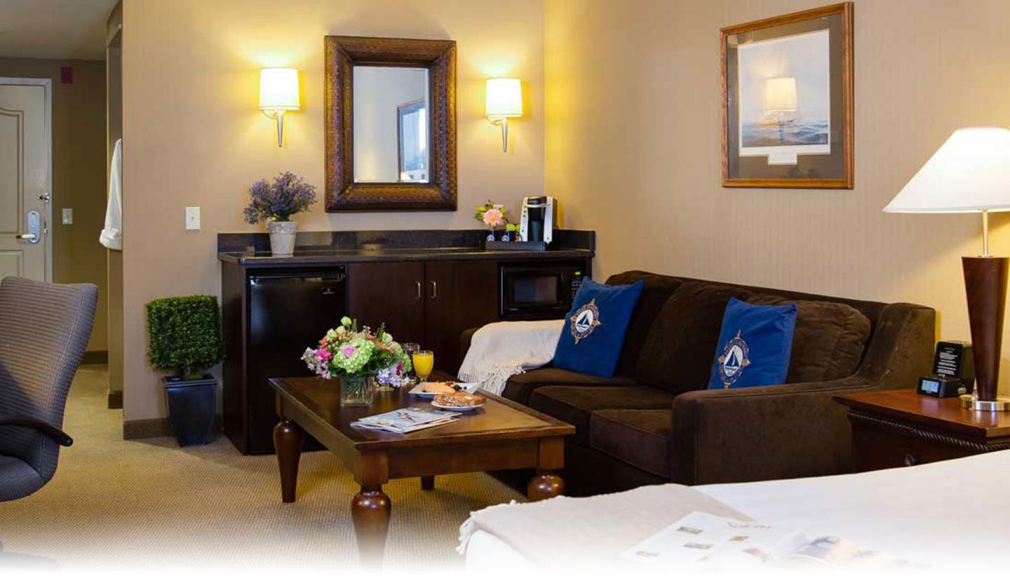 Salem Waterfront Hotel & Suites - Guest Room