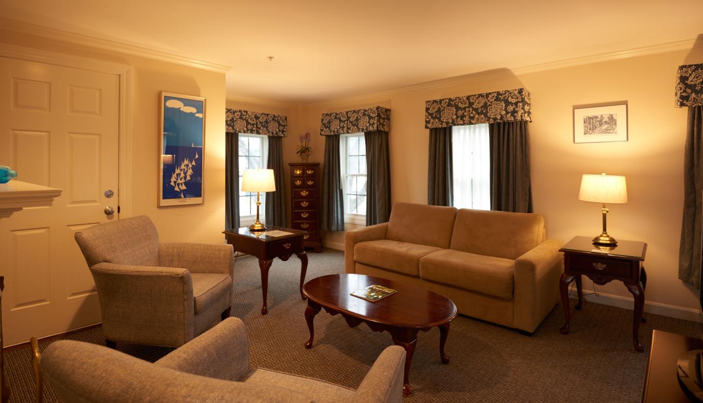 Sparhawk Oceanfront Resort - Guest Room