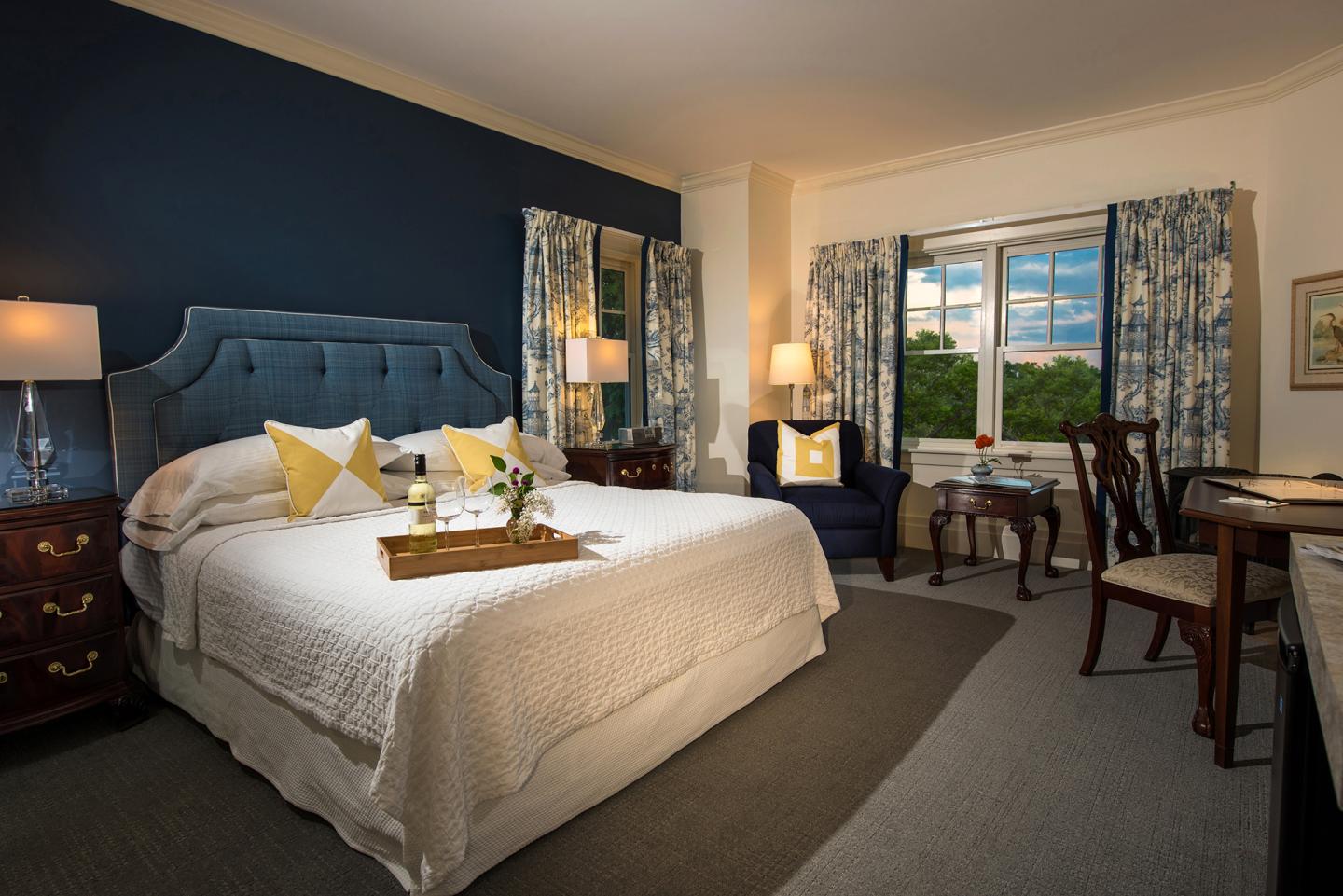 York Harbor Inn- A Maine Inn on the Ocean - Guest Room