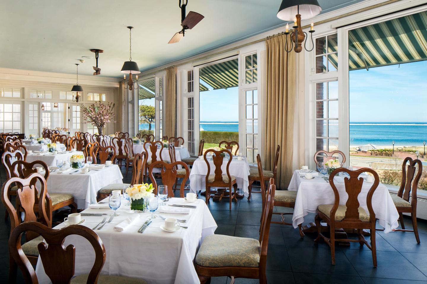 CBI STARS restaurant