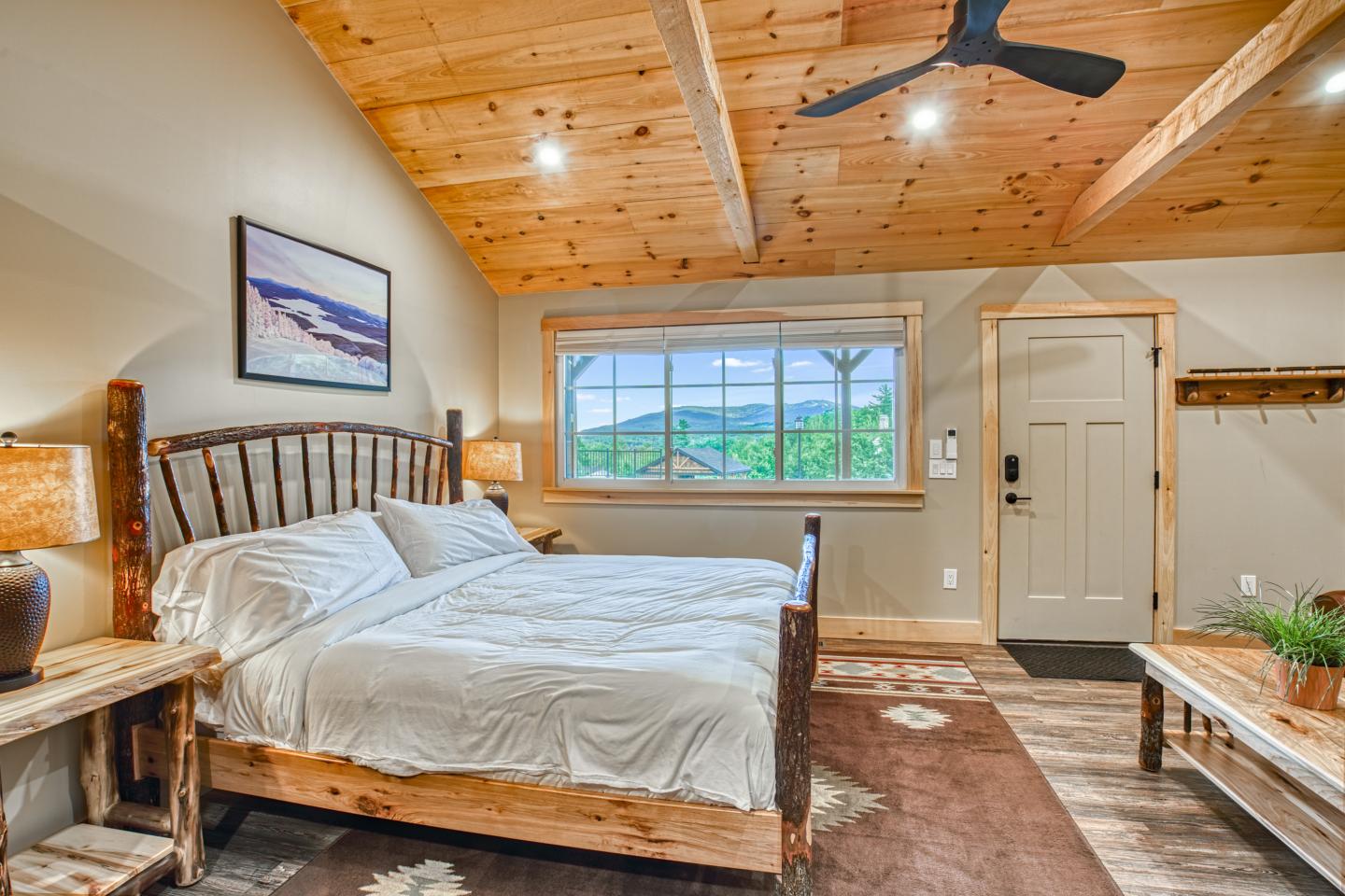 Suite at The Lodge by Sunapee Stays