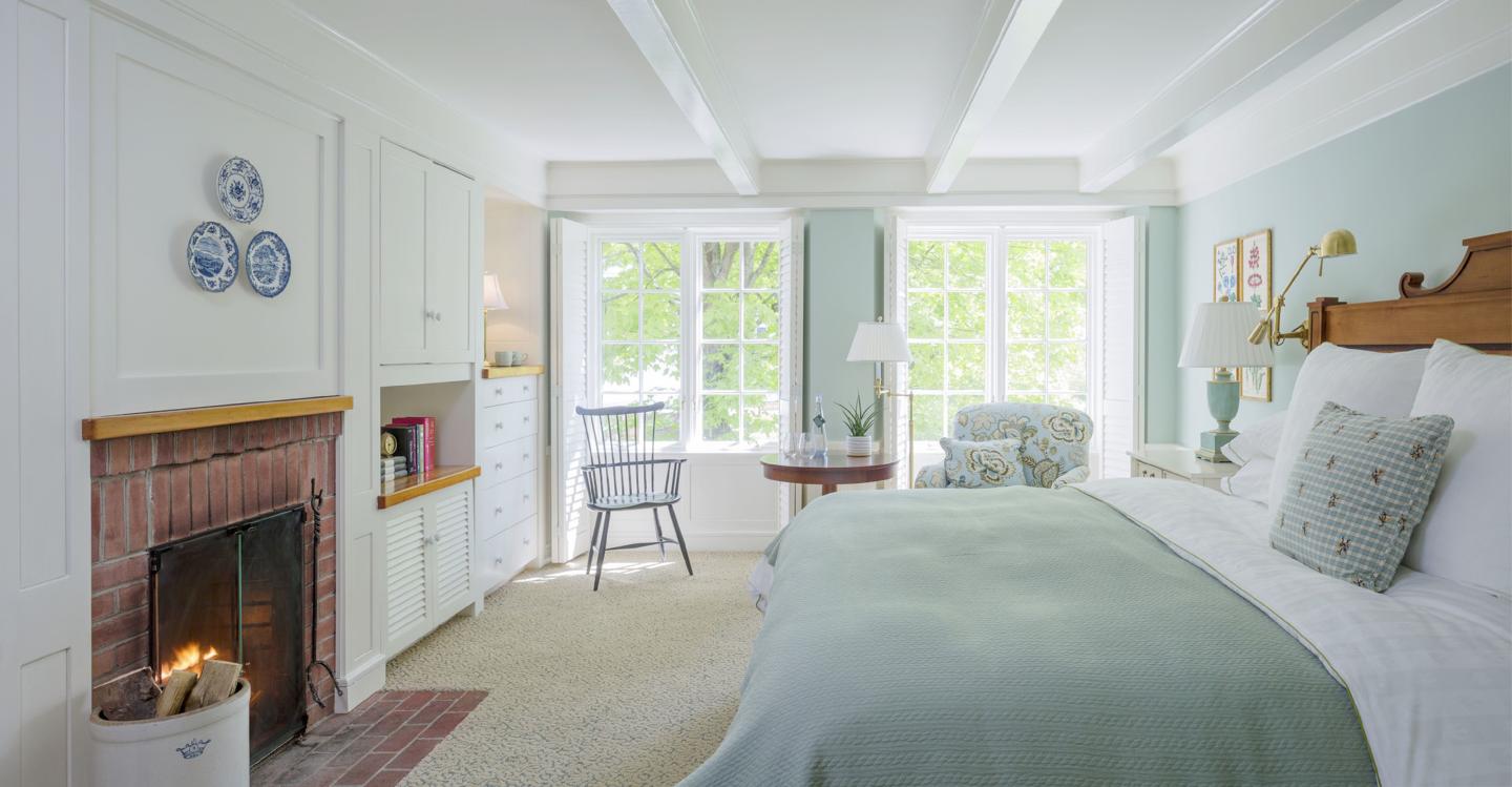 Fireplace room