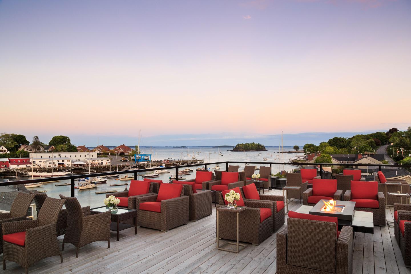 The View Rooftop Bar & Terrace