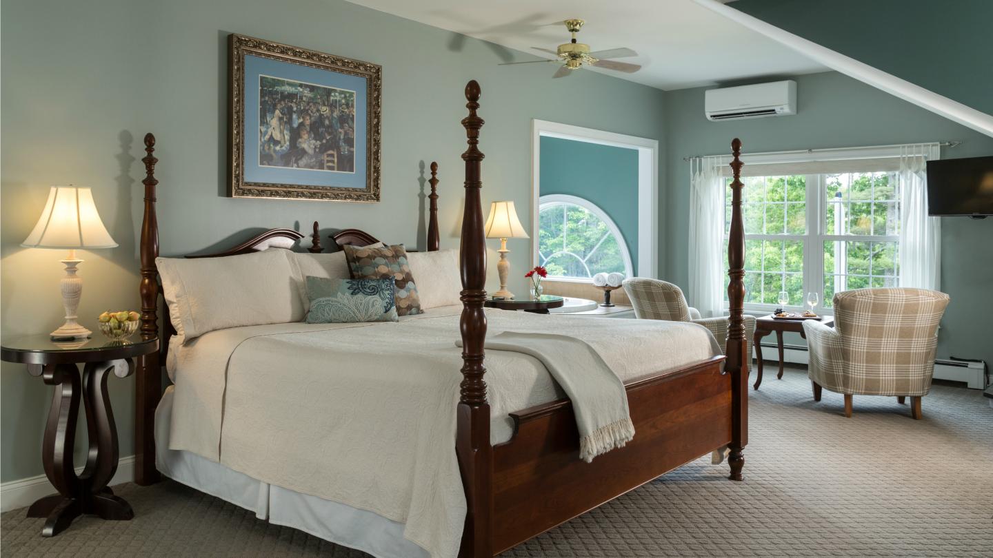 Wolf Cove Room Sugar Loaf