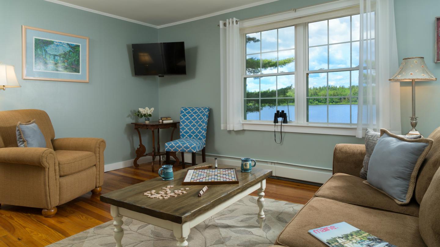 Wolf Cove Room Winter Harbor