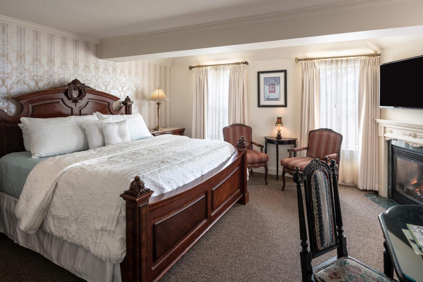 Stanford White Guestroom