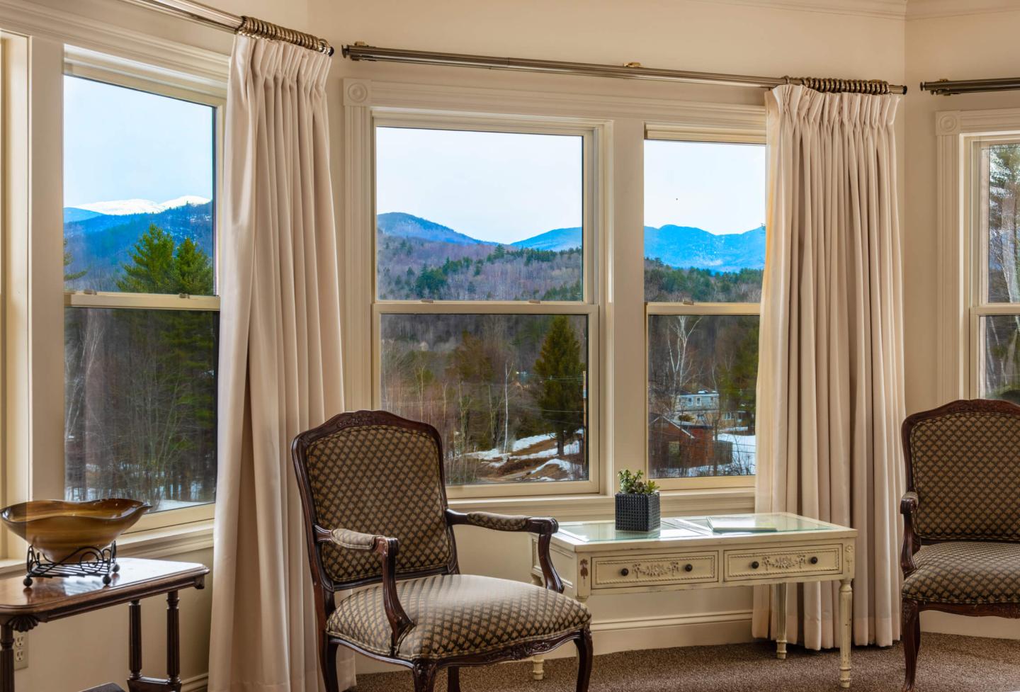 Mount Washington Suite