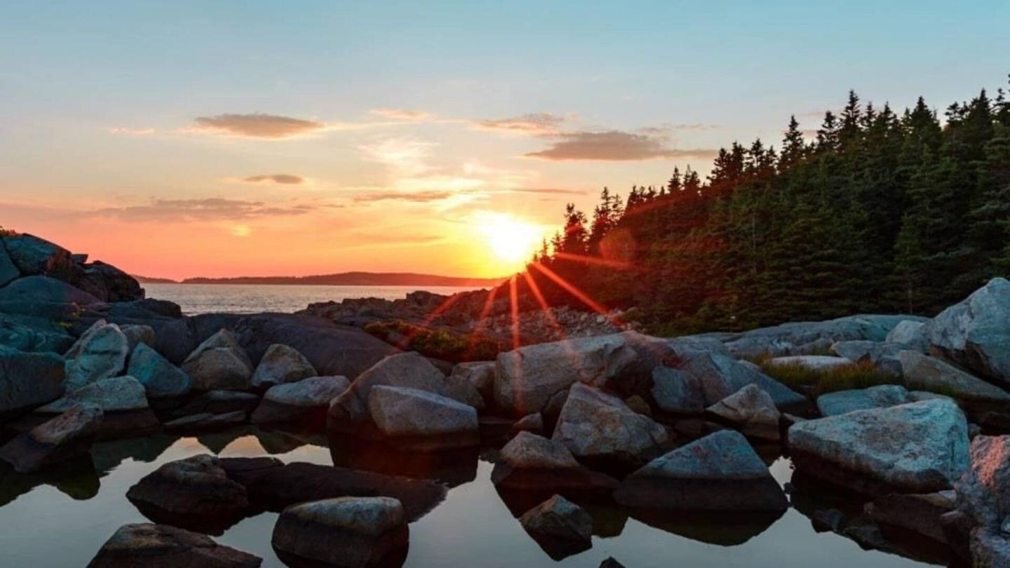 acadia_national_park_best_places_to_watch_the_sunset_sunrise_in_new_england