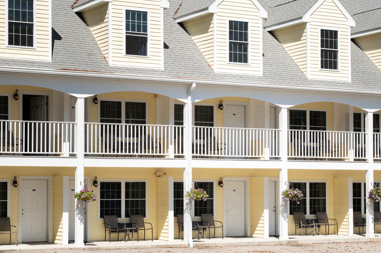 Admirals Inn Flagship Building