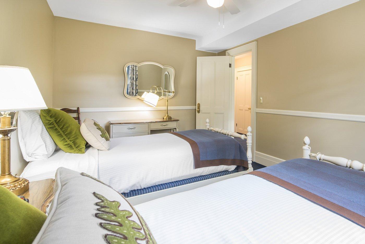 Family Room 2 02.2024