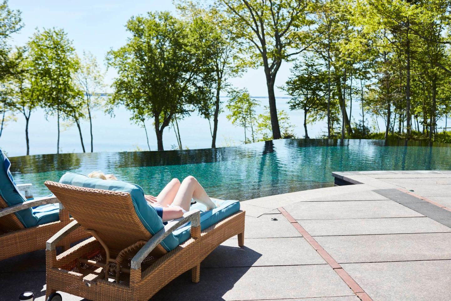infinity pool