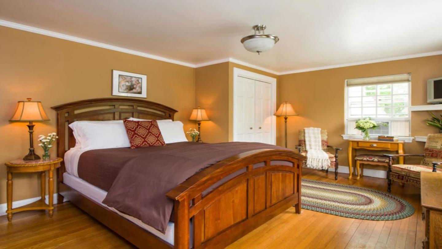 Inn on Putney Road (Brattleboro, Vermont)