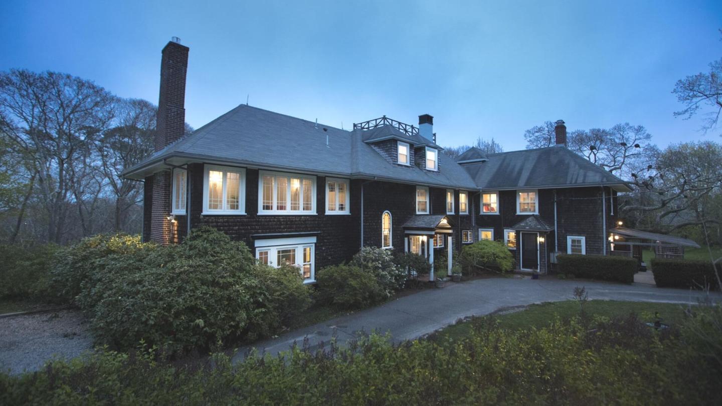 nobnocket_boutique_inn_wedding_anniversary_new_england