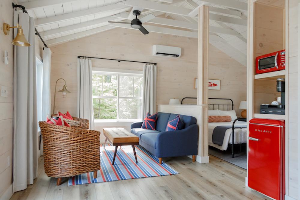 Linekin Bay Resort Classic King Cabin 