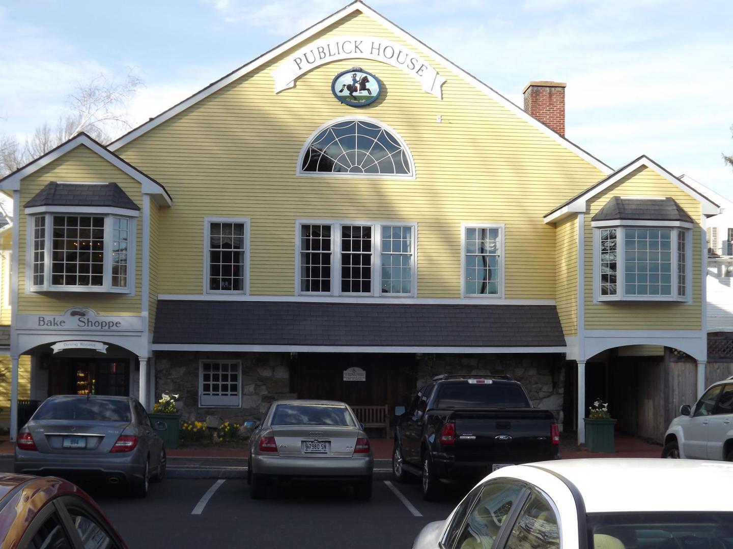 Publick House Historic Inn