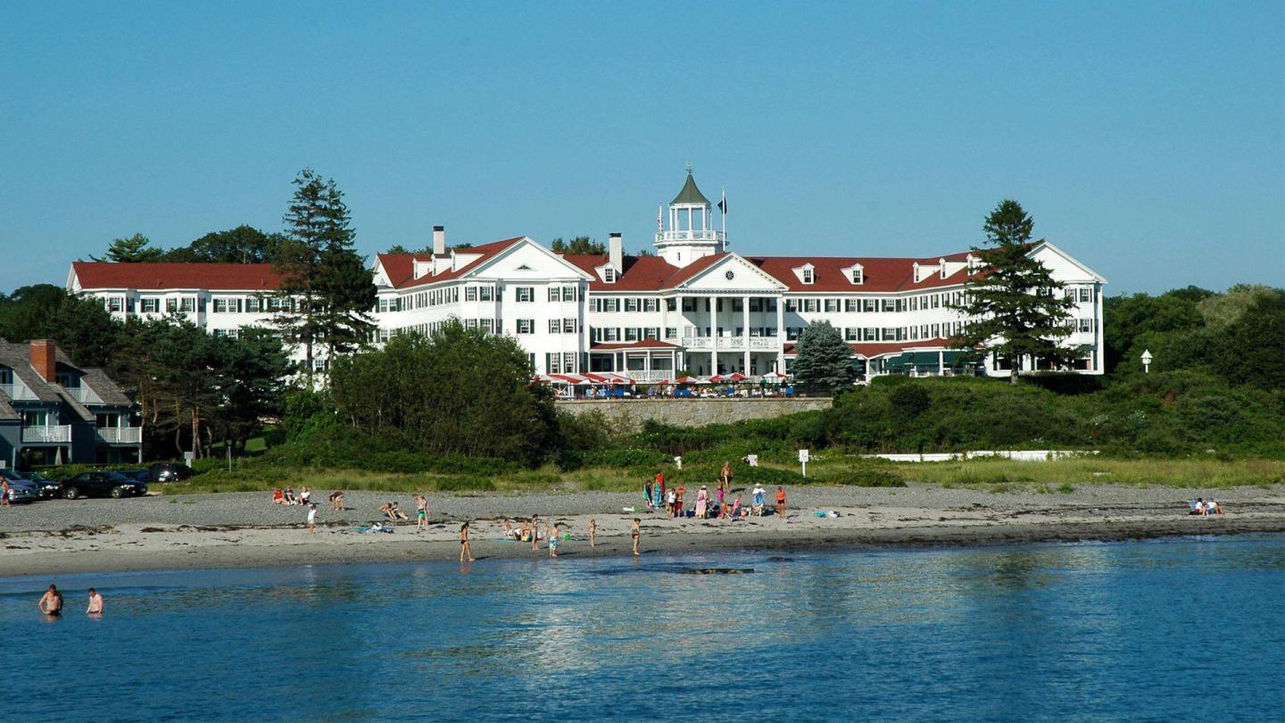 Colony Hotel pet friendly hotel in Kennebunkport, Maine