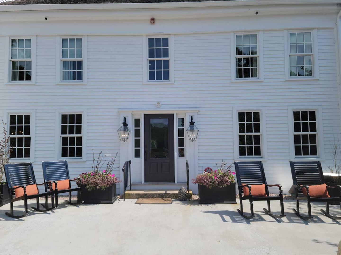 Shelter Harbor Inn Exterior
