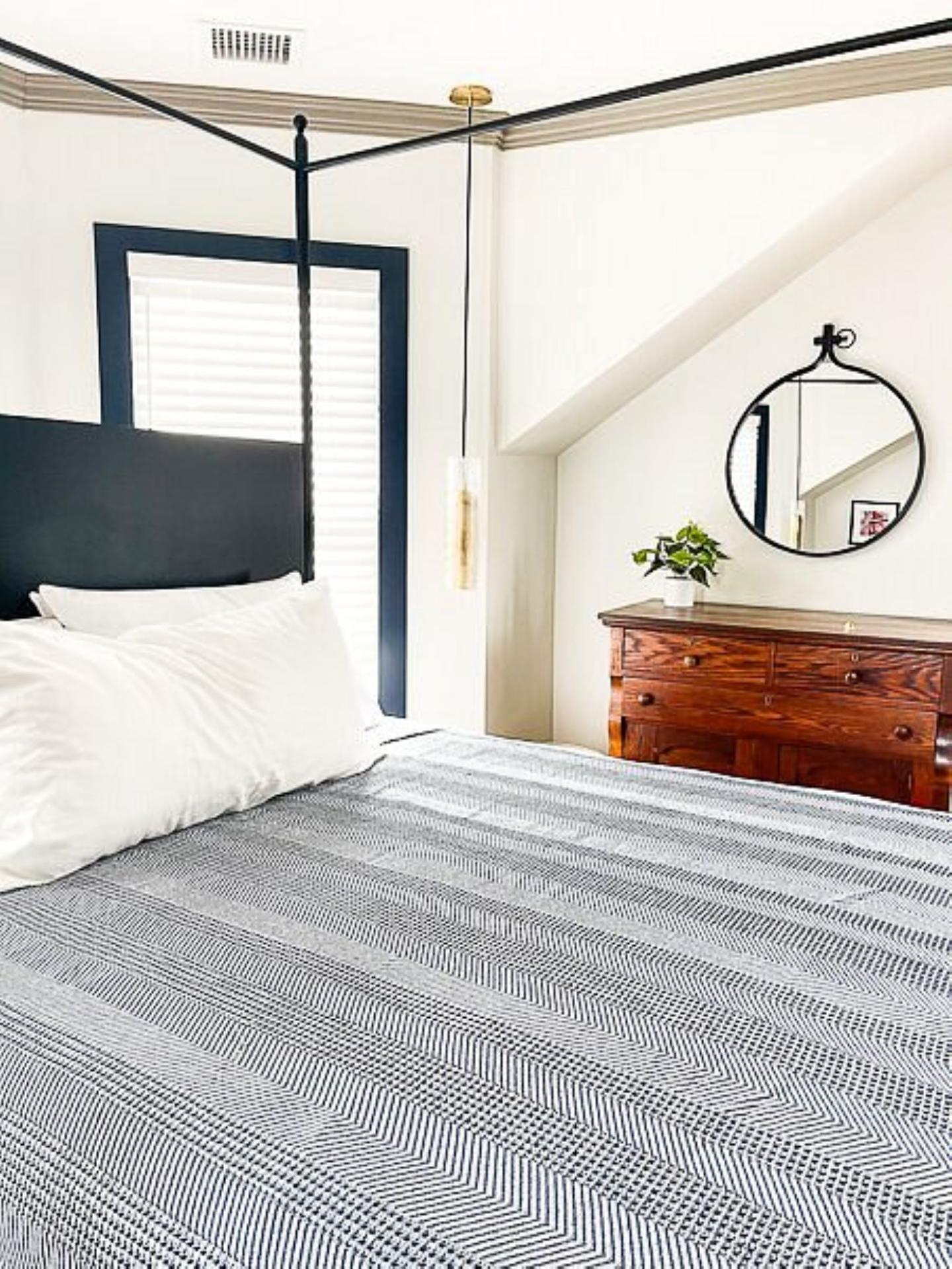 A luxurious room at the Morgan Hotel