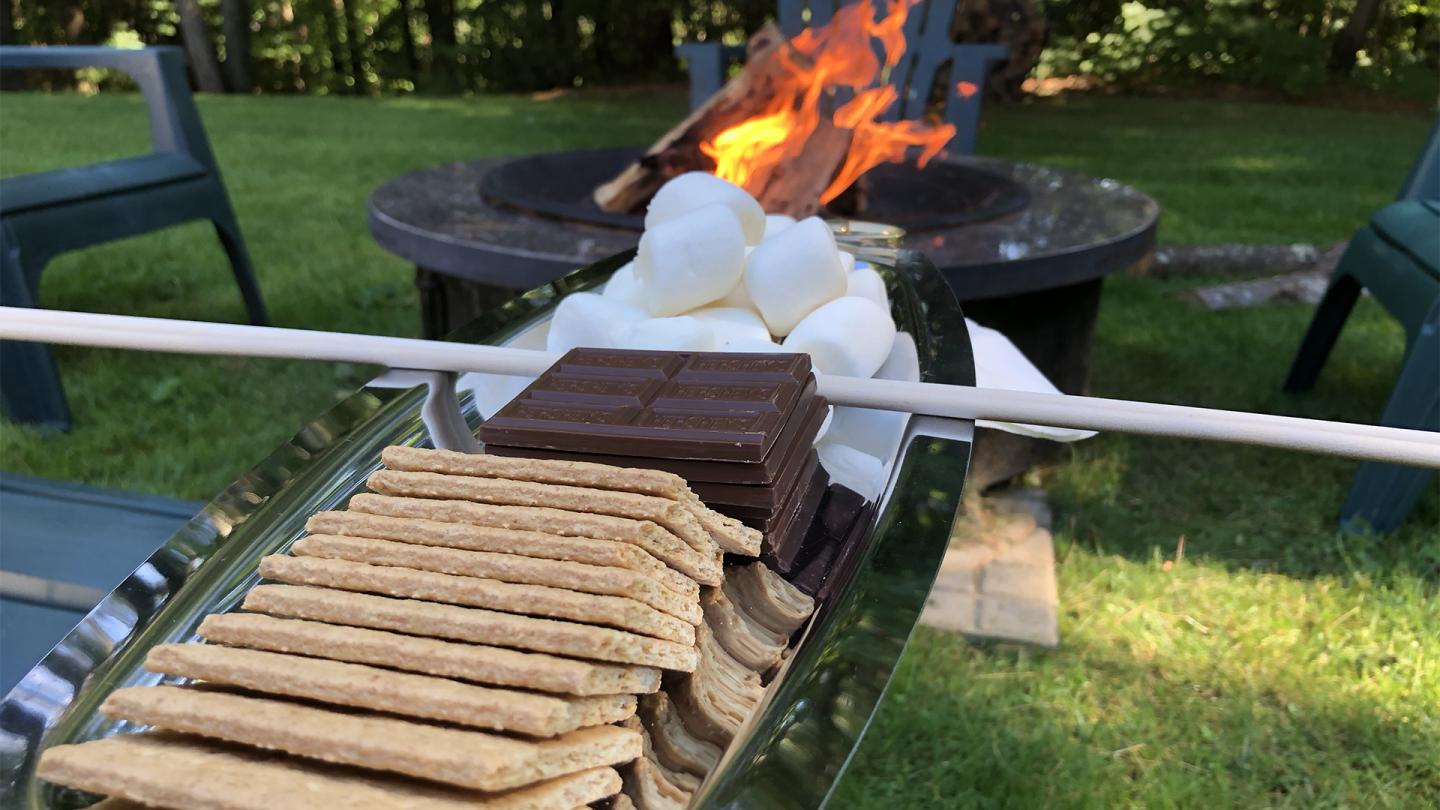 Romantic Packages - Sip, Savor, and Swoon - S'mores at the fire pit 