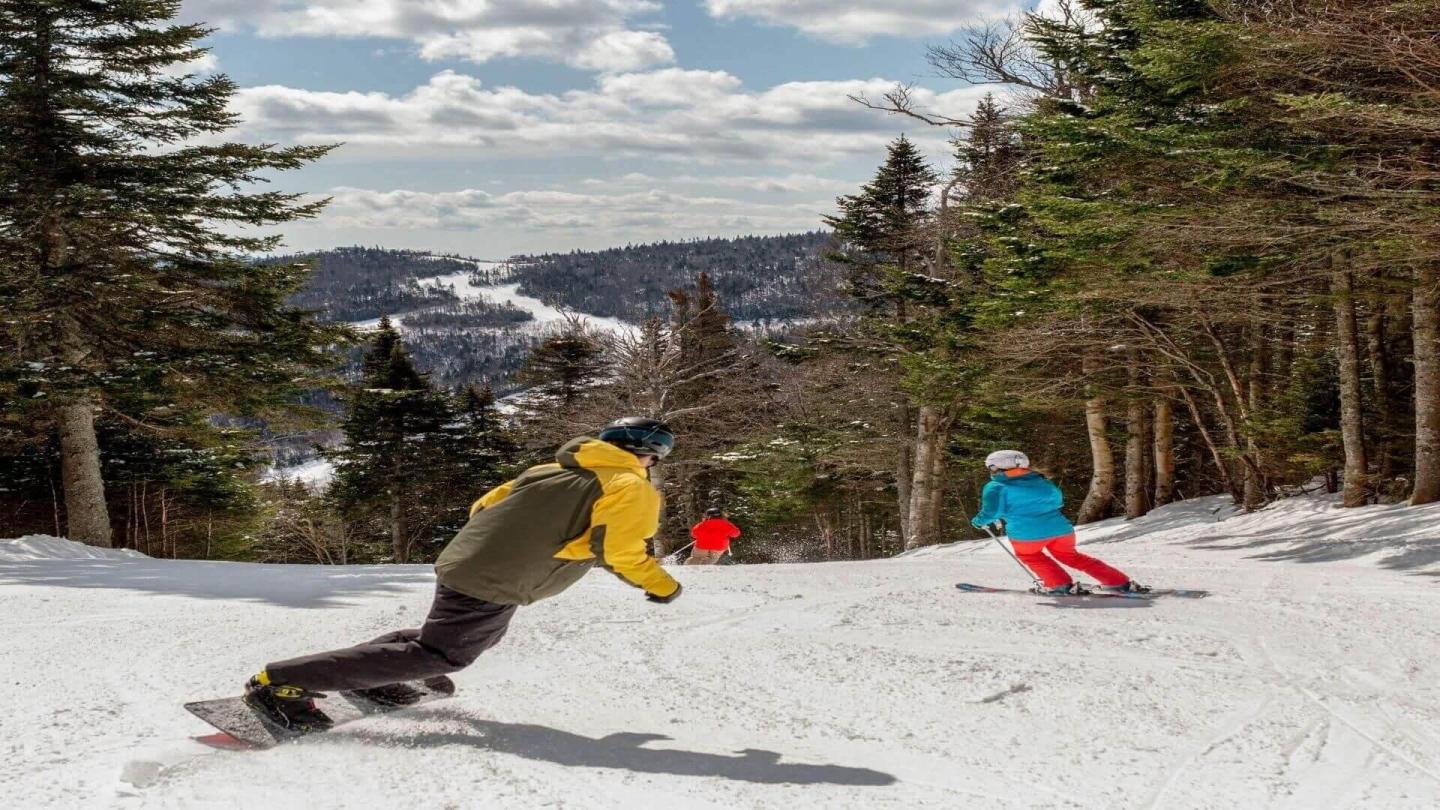 sugarbush_resort_new_england_travel_trips_ideas