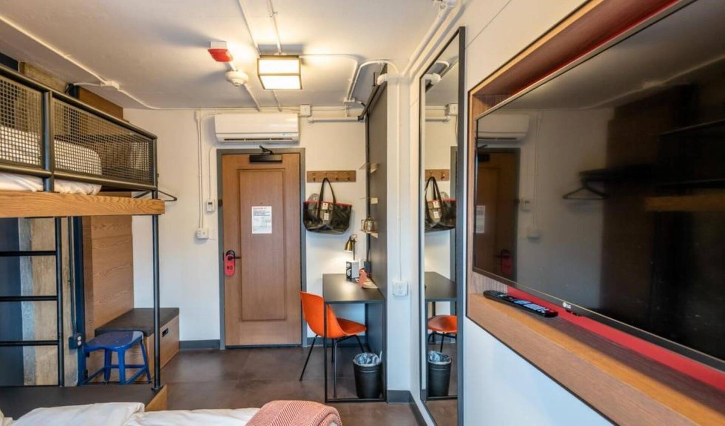 The Revolution Hotel triple room
