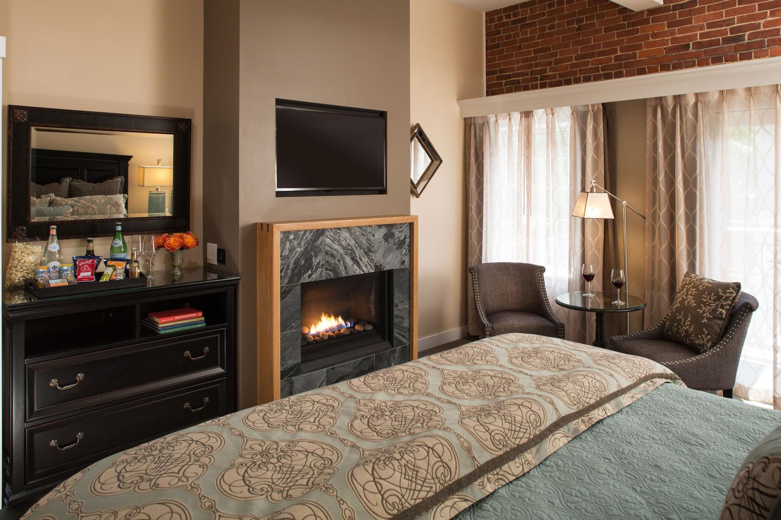 Bay View Street King Fireplace