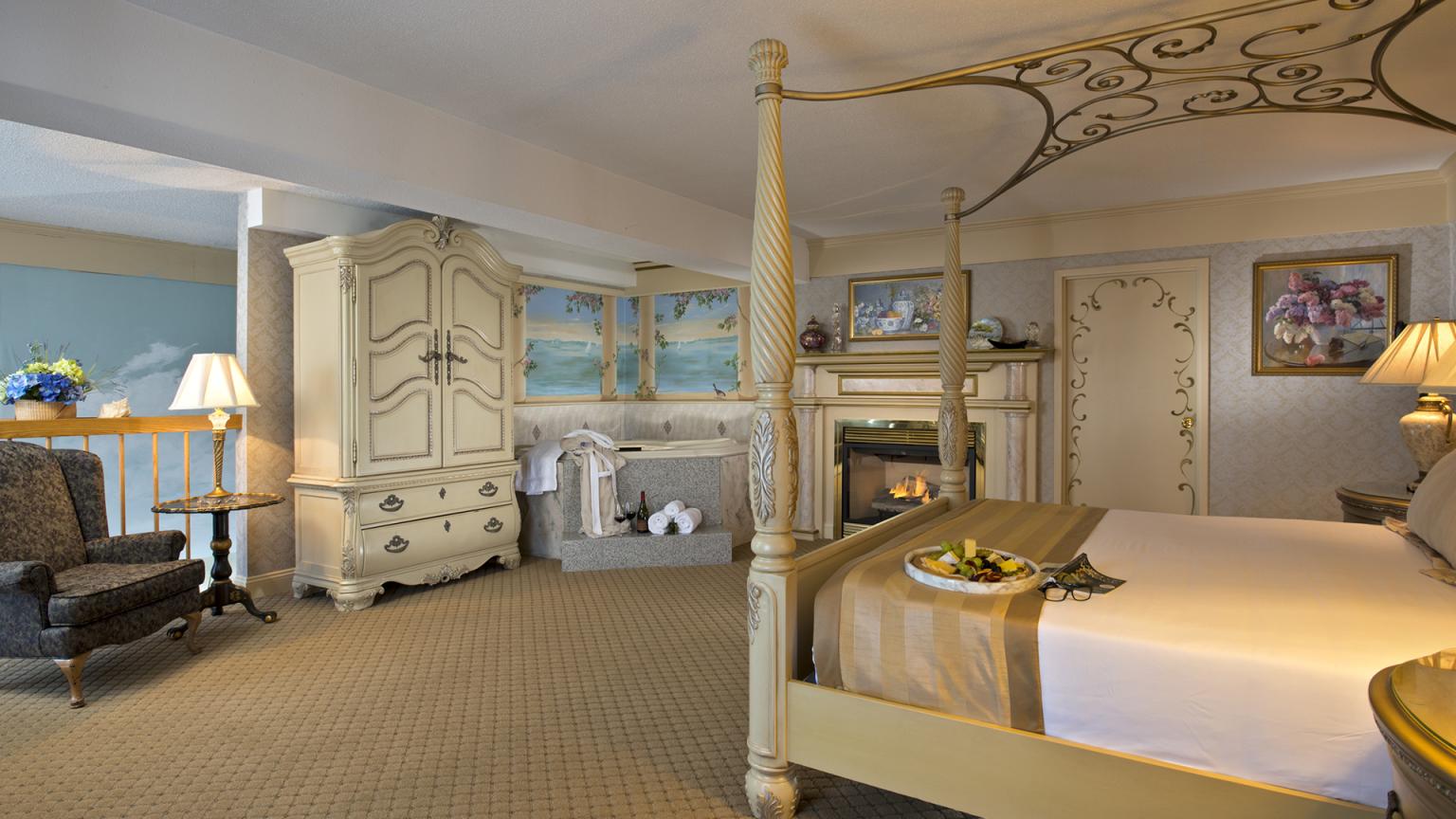 Cape Codder Presidential Bedroom