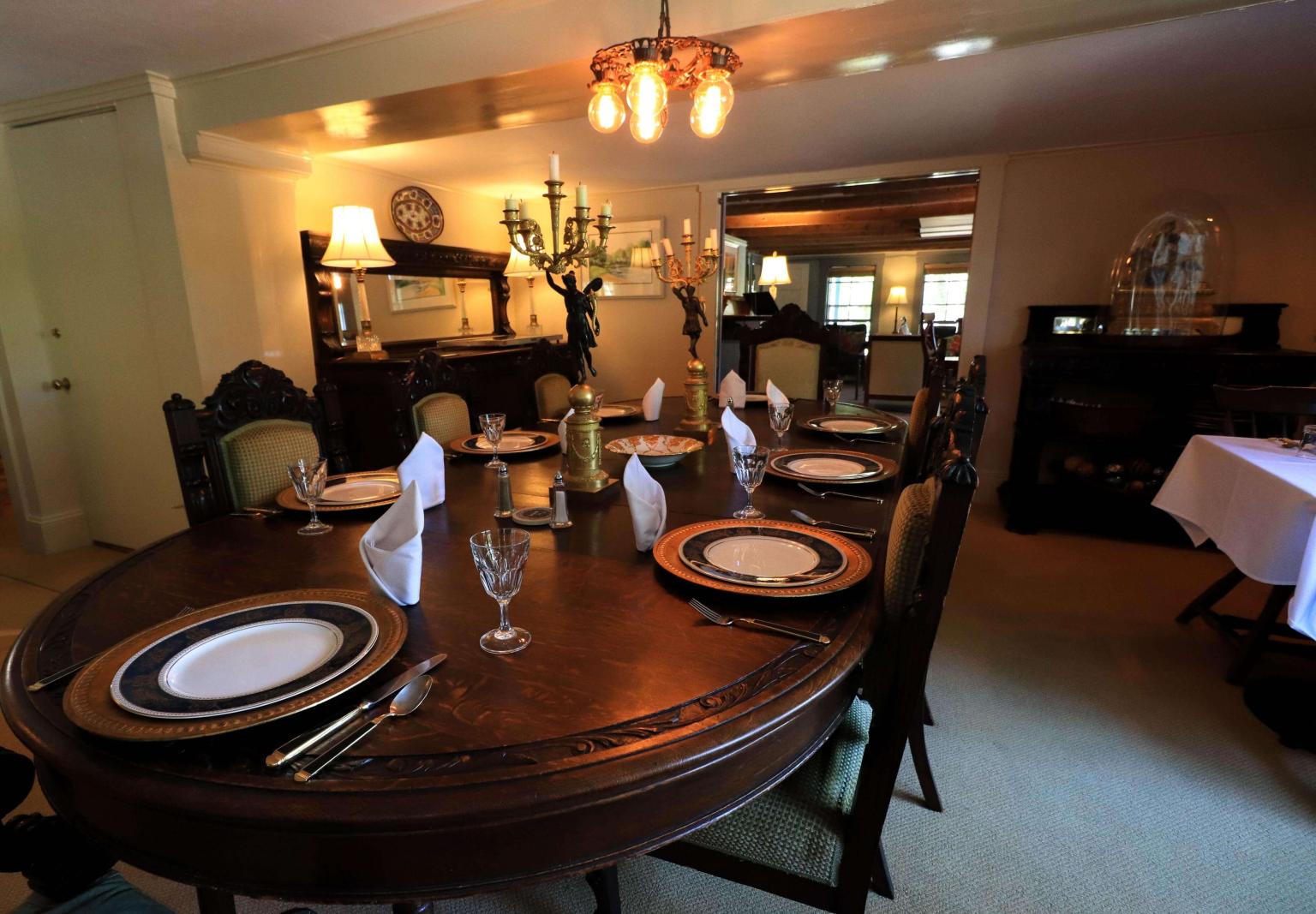 Follansbee Inn
